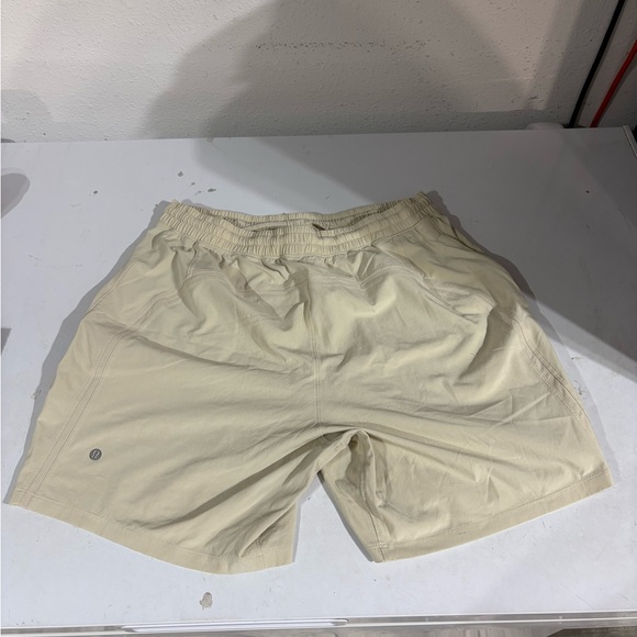 Lululemon Pace Breaker Beige Size Large - Picture 2 of 4